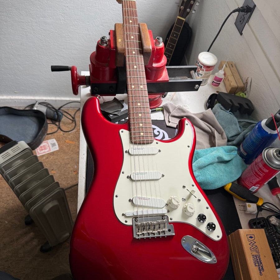 Fender G-5A VG Stratocaster Setup and Synth Repair, Switch to 10s With a Loose Internal Connection