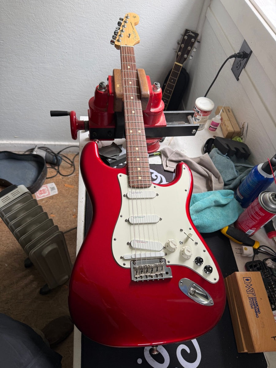 Fender G-5A VG Stratocaster Setup and Synth Repair, Switch to 10s With a Loose Internal Connection