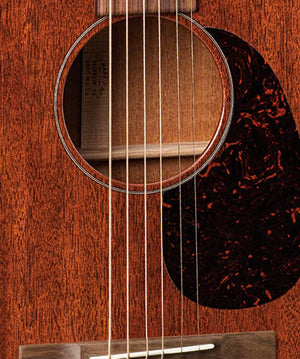 Martin 00-15M all-mahogany Grand Concert body at three-quarter turned angle