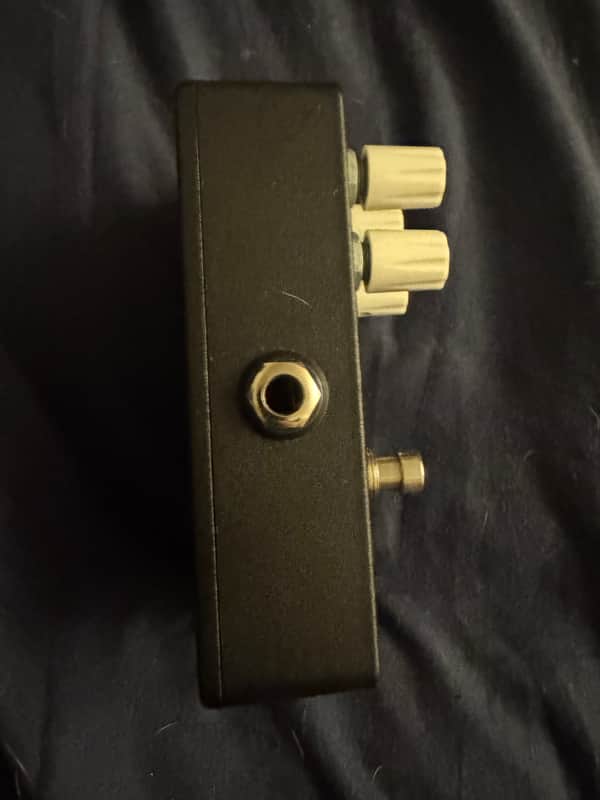2016 Keeley Dyno My Roto Modulator - right side input jack - Pauls Guitar Hideout