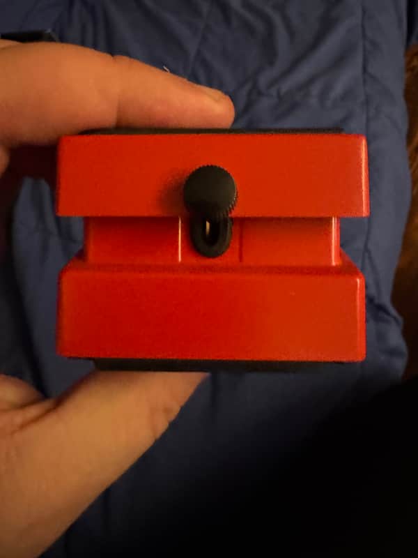 Boss RC-1 Loop Station - front footswitch detail - Pauls Guitar Hideout