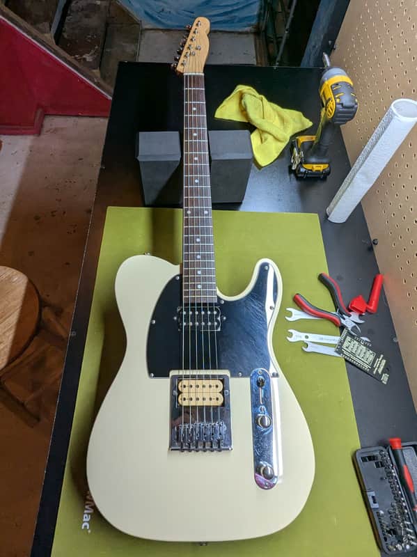 WD Partscaster Telecaster - front full body white - Pauls Guitar Hideout