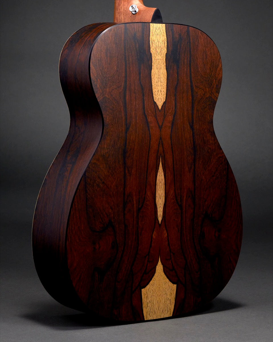 Martin 00-X2E Cocobolo acoustic-electric, detail view