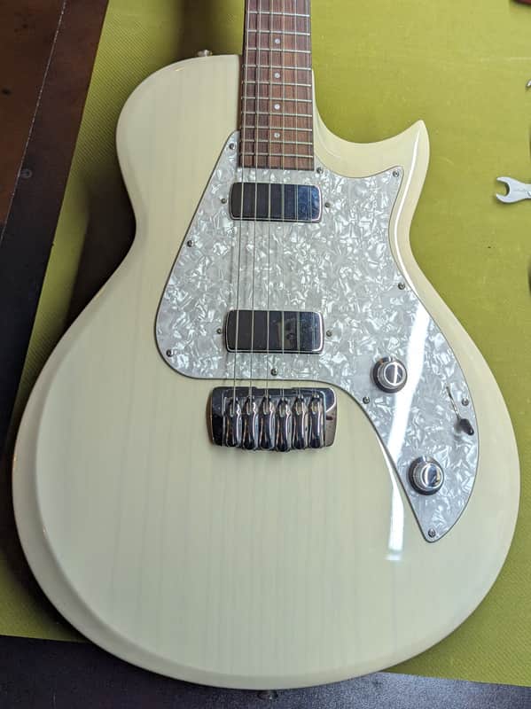 2007 Taylor SB1-X Solidbody Classic - body front pickups and pickguard - Pauls Guitar Hideout