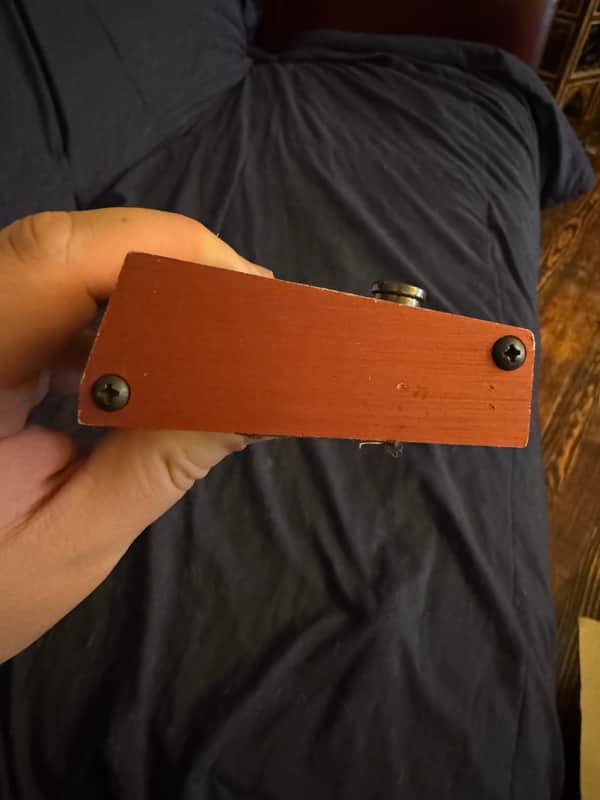 2019 Tech 21 Richie Kotzen RK5 Fly Rig - end view with jacks - Pauls Guitar Hideout
