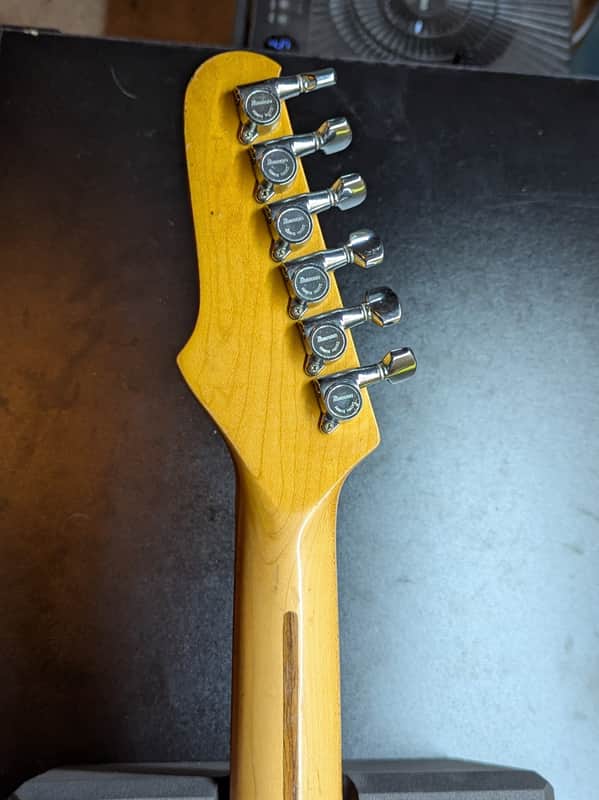1983-1984 Ibanez RS505-CS Roadstar II Deluxe - headstock back with tuners - Pauls Guitar Hideout