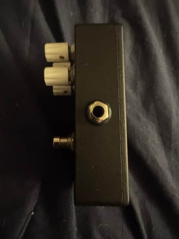 2016 Keeley Dyno My Roto Modulator - left side output jack - Pauls Guitar Hideout