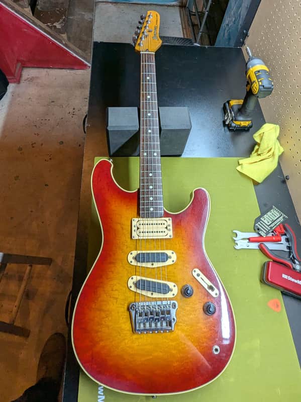 1983-1984 Ibanez RS505-CS Roadstar II Deluxe - front full body cherry sunburst - Pauls Guitar Hideout