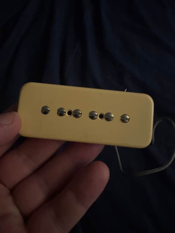 2010s Seymour Duncan Antiquity P90 Soapbar - pickup top view cream cover - Pauls Guitar Hideout