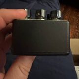 Poison Noises The Crook V5 - back showing knobs from behind - Pauls Guitar Hideout