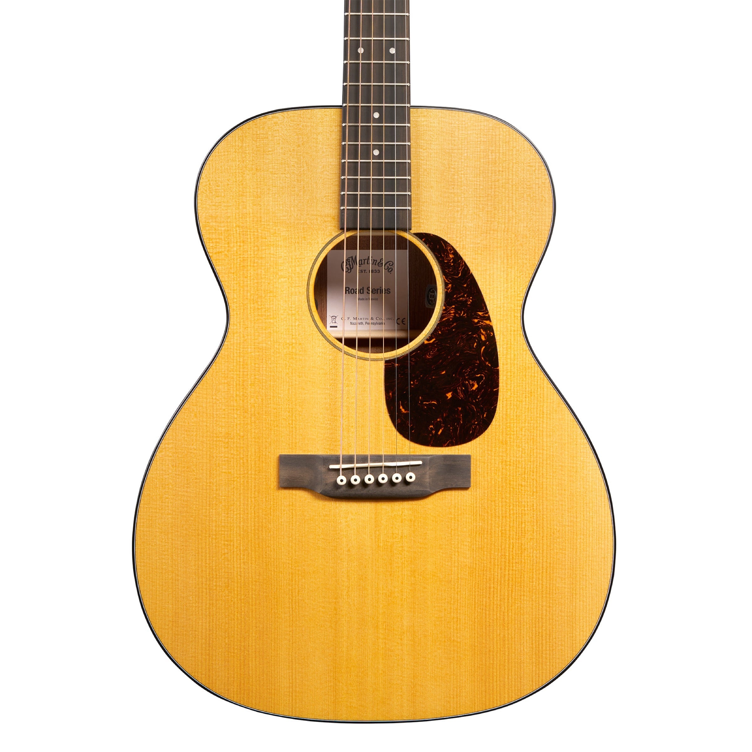 Martin 000-10E Retro auditorium body at three-quarter turned angle