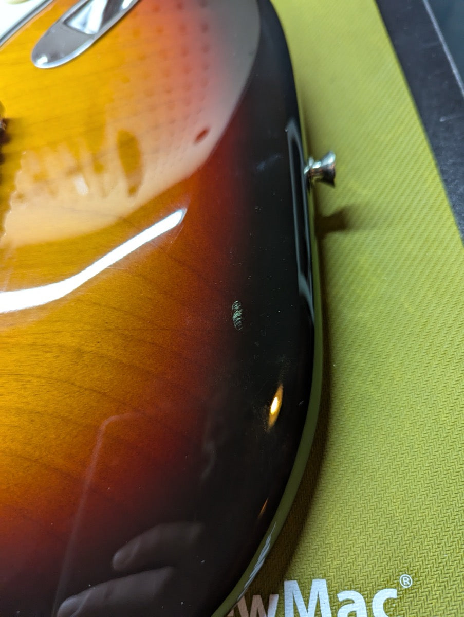 Fender Stratocaster XII 12-string, Crafted in Japan 2004, 3-Color Sunburst — Paul's Guitar Hideout, Glens Falls NY