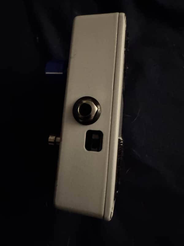 2010s Keeley Neutrino V1 - right side input jack - Pauls Guitar Hideout