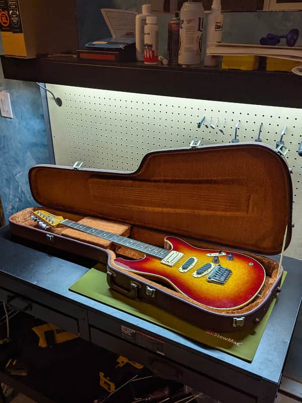 1983-1984 Ibanez RS505-CS Roadstar II Deluxe - in original hardshell case - Pauls Guitar Hideout