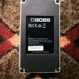 Boss DS-1W Waza Craft Distortion, orange: bottom with the Roland Corporation label, Made in Japan and serial sticker A2Q8165