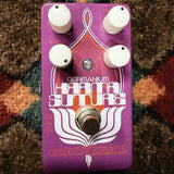 Catalinbread Karma Suture Germanium, purple: top with the four white knobs, the Germanium Karma Suture artwork, the LED and the footswitch