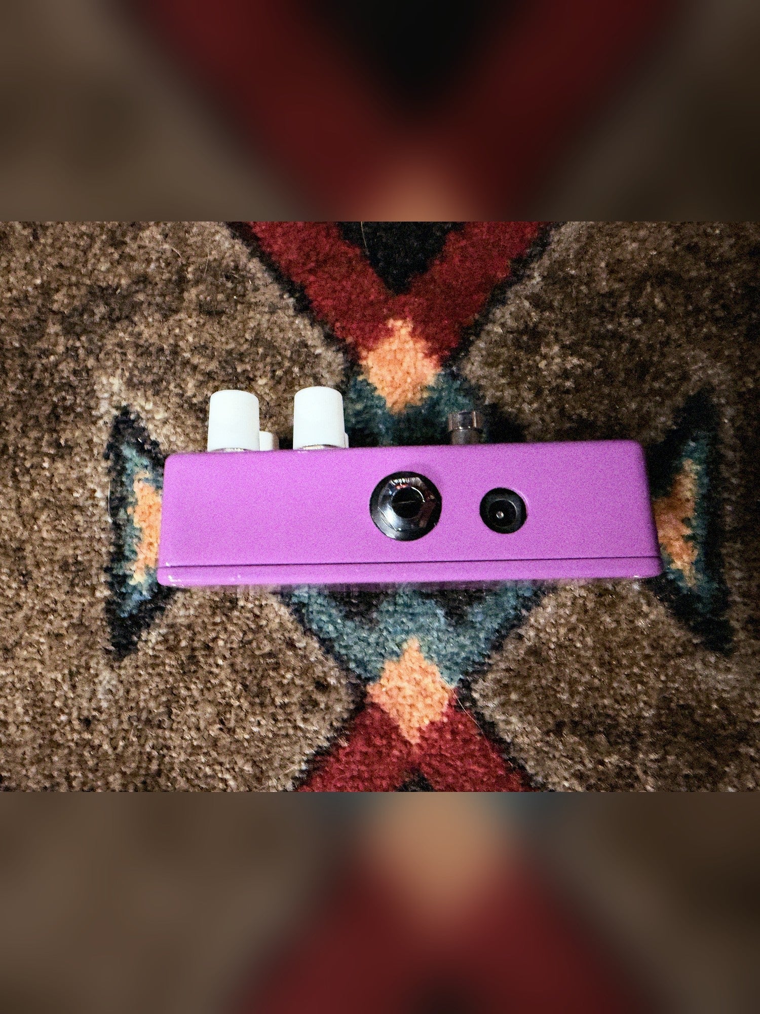 Catalinbread Karma Suture Germanium, purple: left side with the output jack and the power jack
