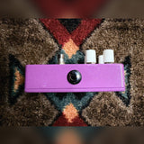 Catalinbread Karma Suture Germanium, purple: right side with the input jack