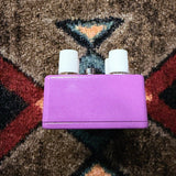 Catalinbread Karma Suture Germanium, purple: knob end of the enclosure