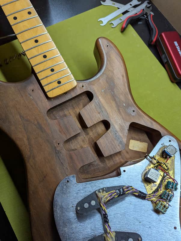80s Schecter Dream Machine - neck heel pocket with bolt holes - Pauls Guitar Hideout