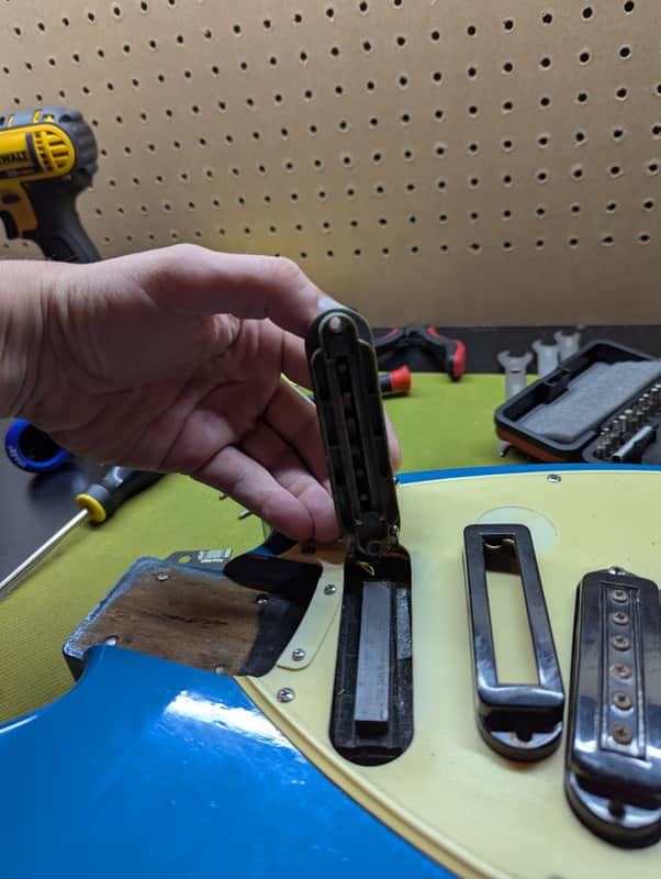 1968 Yamaha SG-3C - pickup removed showing internals - Pauls Guitar Hideout