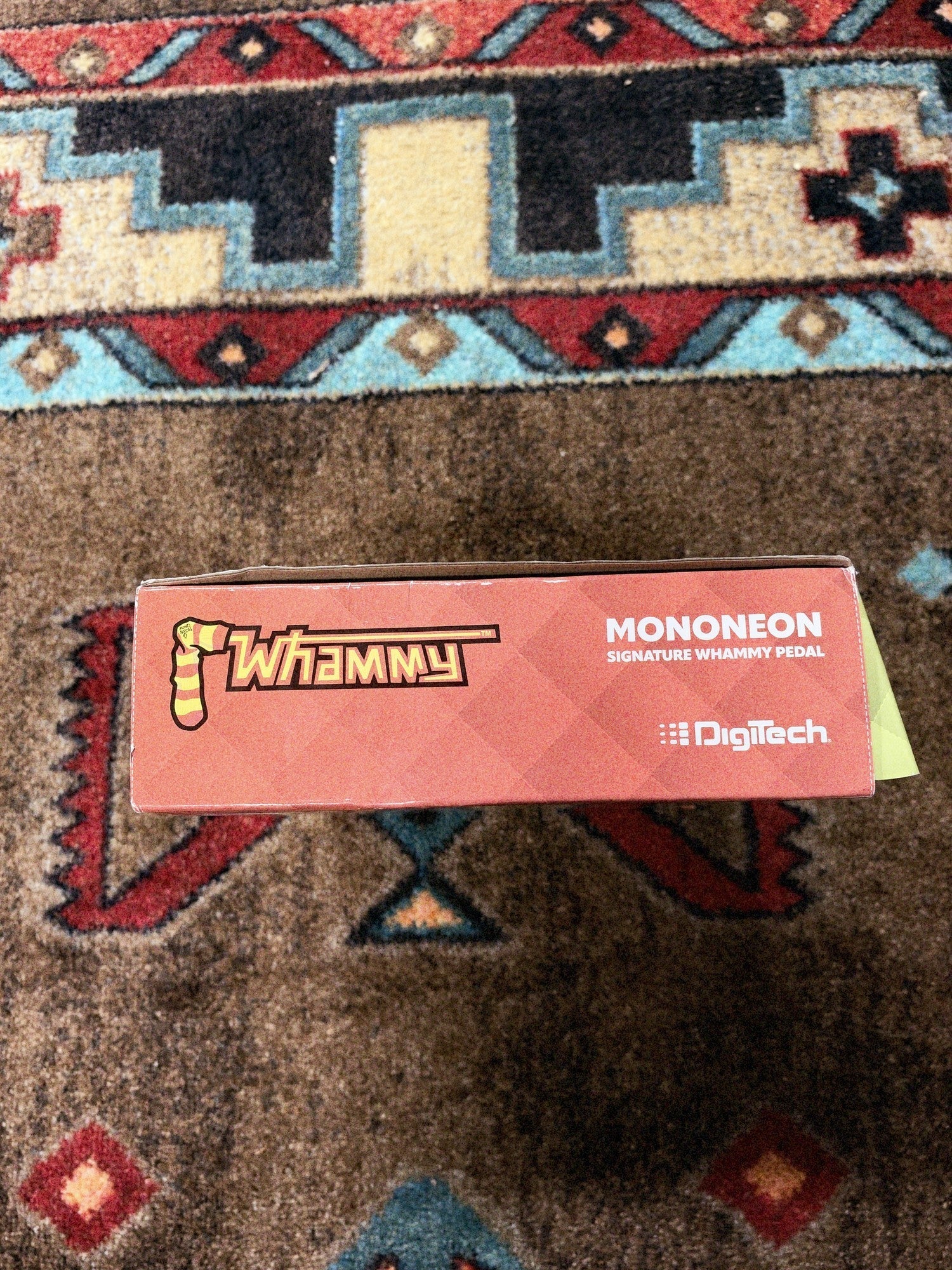 DigiTech MonoNeon Signature Whammy, neon orange and yellow: long side of the box