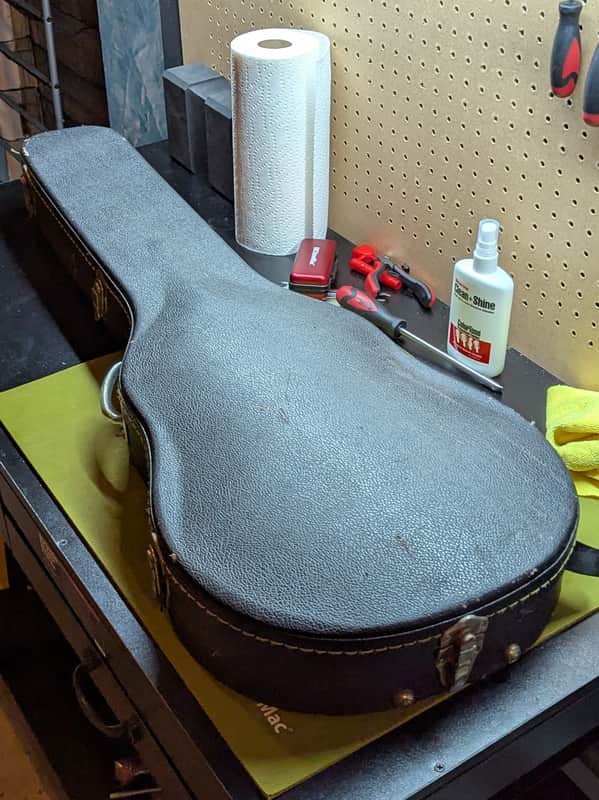 1977-1979 Gibson Les Paul Special 55 Reissue - hardshell case closed - Pauls Guitar Hideout