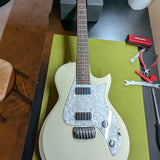 2007 Taylor SB1-X Solidbody Classic - front full body trans white - Pauls Guitar Hideout