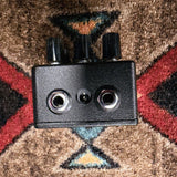 EarthQuaker Devices Afterneath V3, black: knob end with two 1/4 inch jacks and the power jack between them