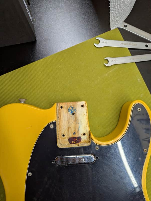 1975 Fender Telecaster - neck pocket with pickguard removed - Pauls Guitar Hideout