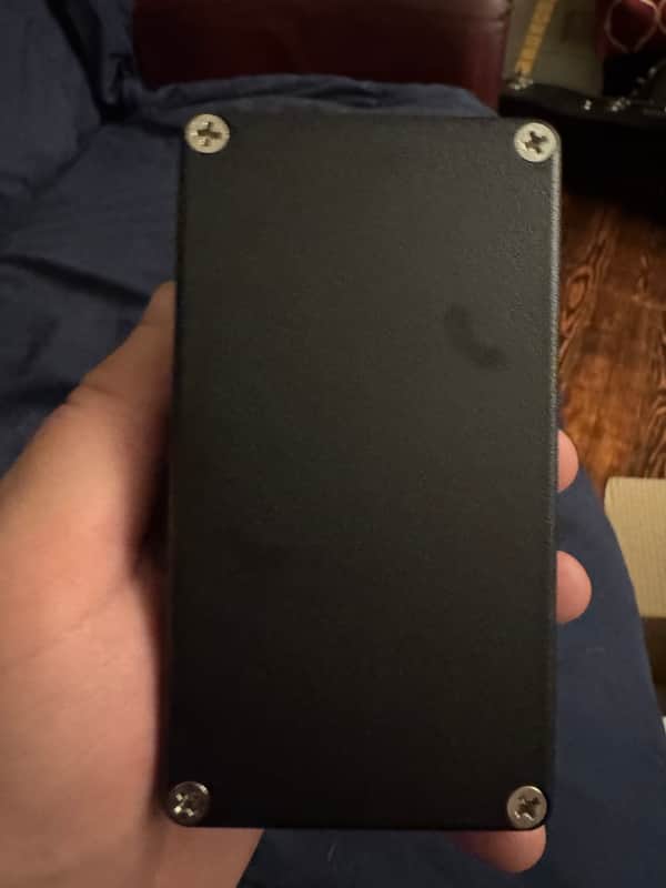 Poison Noises The Crook V5 - bottom of enclosure - Pauls Guitar Hideout