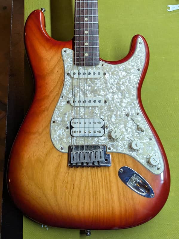2000-2003 Fender American Fat Stratocaster - body front with pickguard - Pauls Guitar Hideout