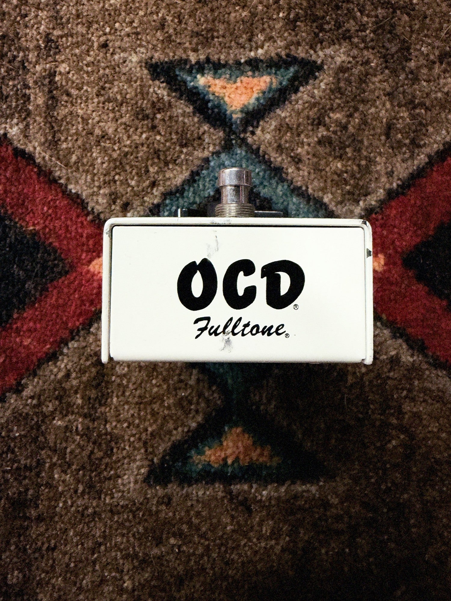 Fulltone OCD V2, white: footswitch end printed OCD Fulltone, with two gray scuff marks