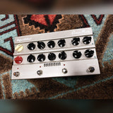 Hughes & Kettner AmpMan Classic, light gray: top with the Master and Solo knobs, both channels' controls and the four footswitches