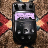 Ibanez Soundtank CS5 Super Chorus, black: top with the Speed, Width and D-Time knobs, the red LED, the purple Super Chorus label and the Ibanez pedal