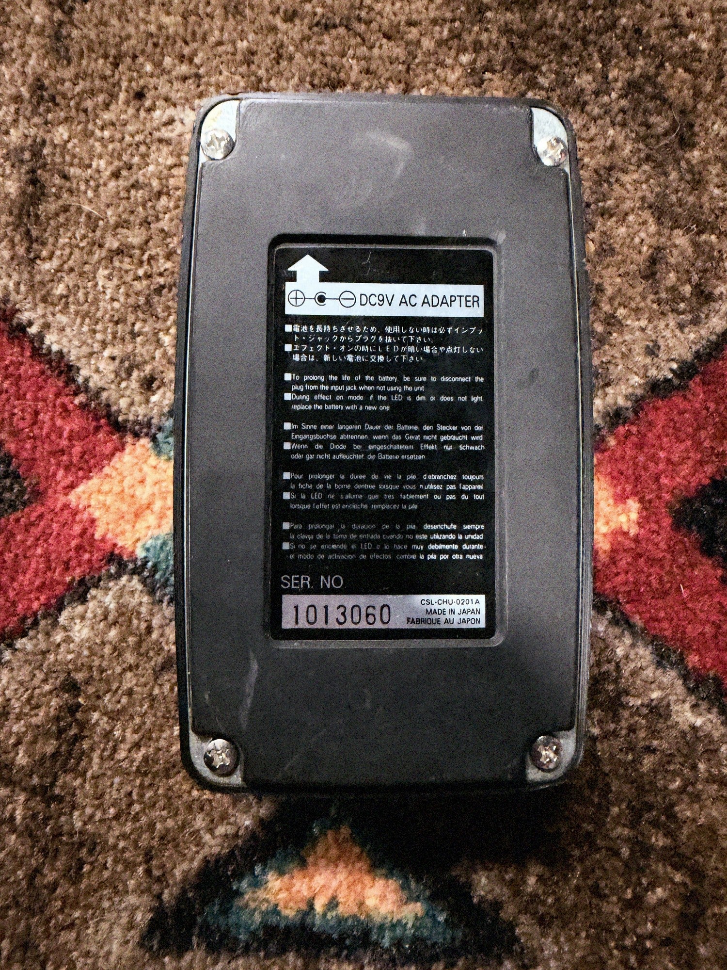 Ibanez Soundtank CS5 Super Chorus, black: bottom with the 9V adapter label, serial number 1013060 and Made in Japan