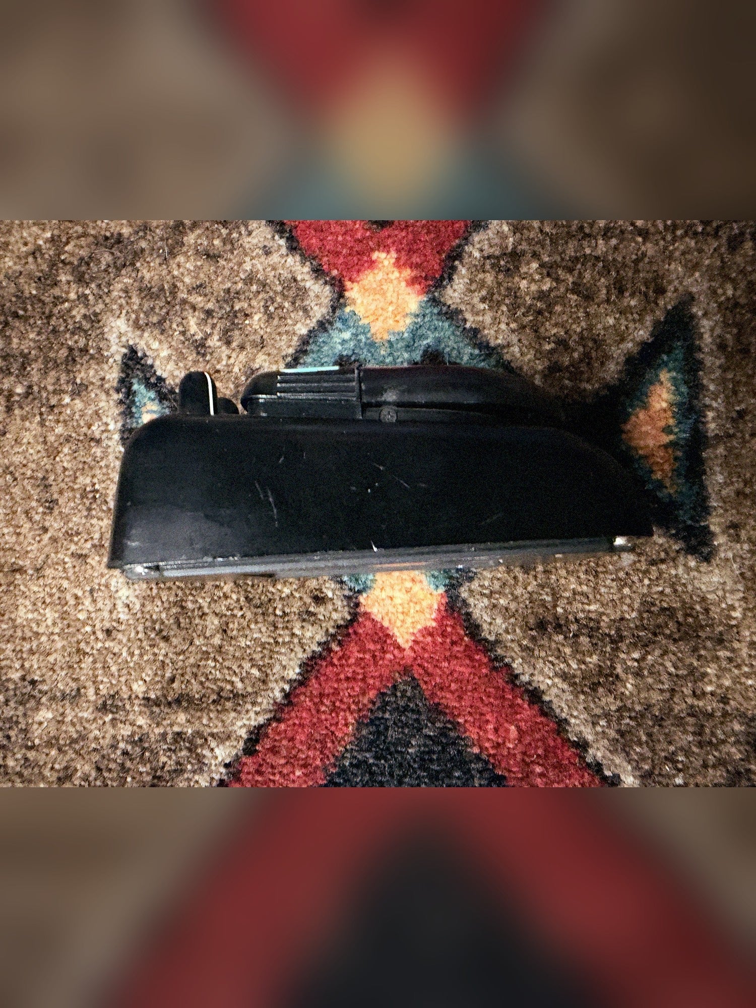 Ibanez Soundtank FL5 Flanger, black: left side of the case, with light scratches across the middle