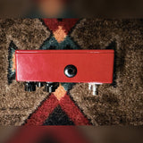 JHS AT+, red: right side with the input jack