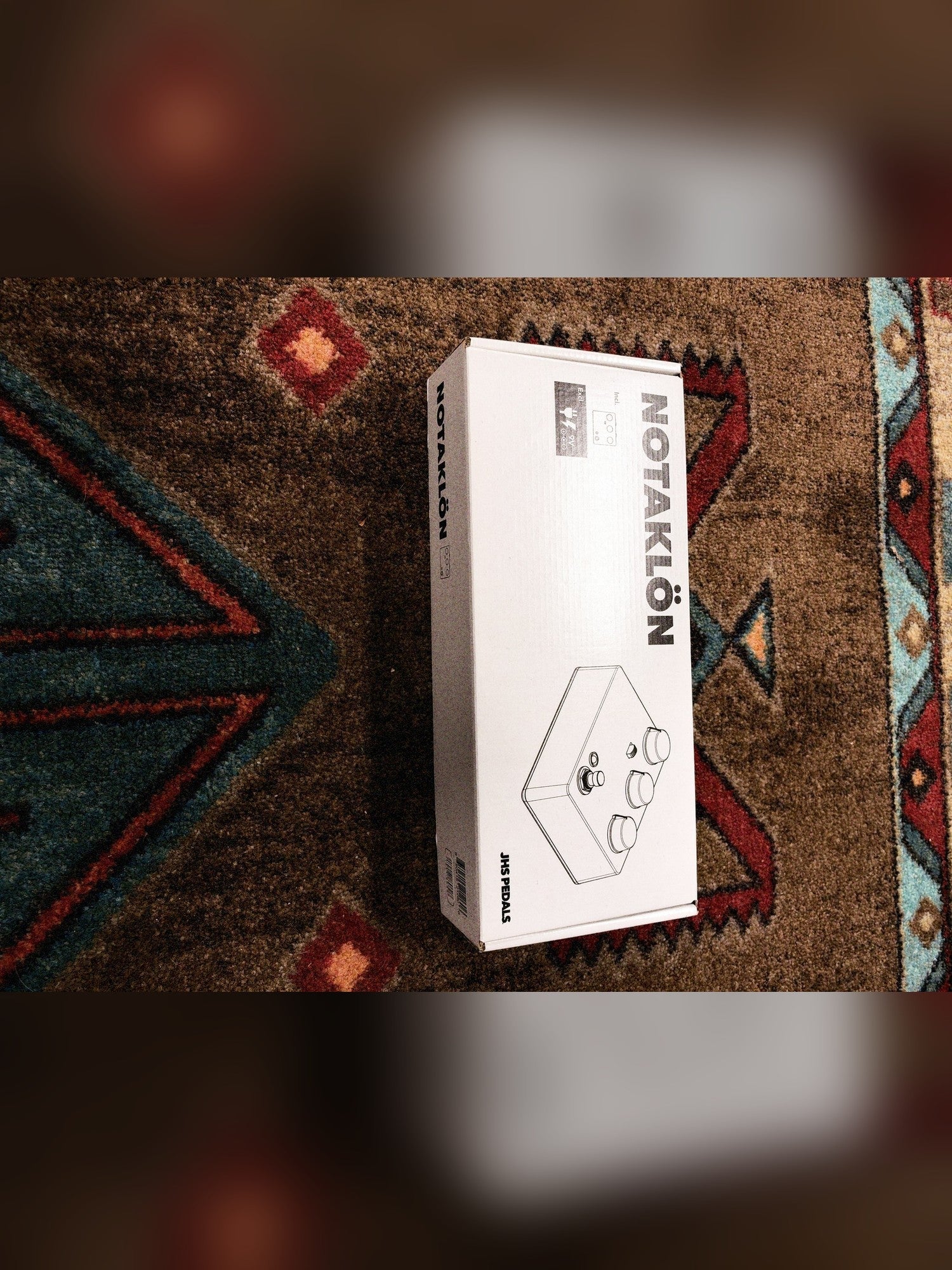 JHS Notaklön, white: front of the kit box
