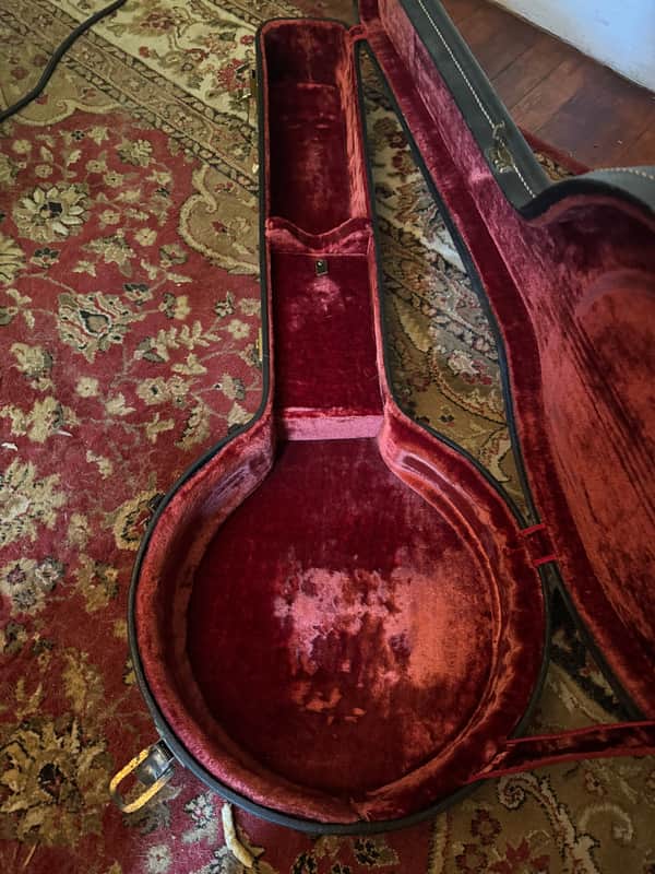 1974 Gibson Mastertone RB250 - hardshell case interior - Pauls Guitar Hideout