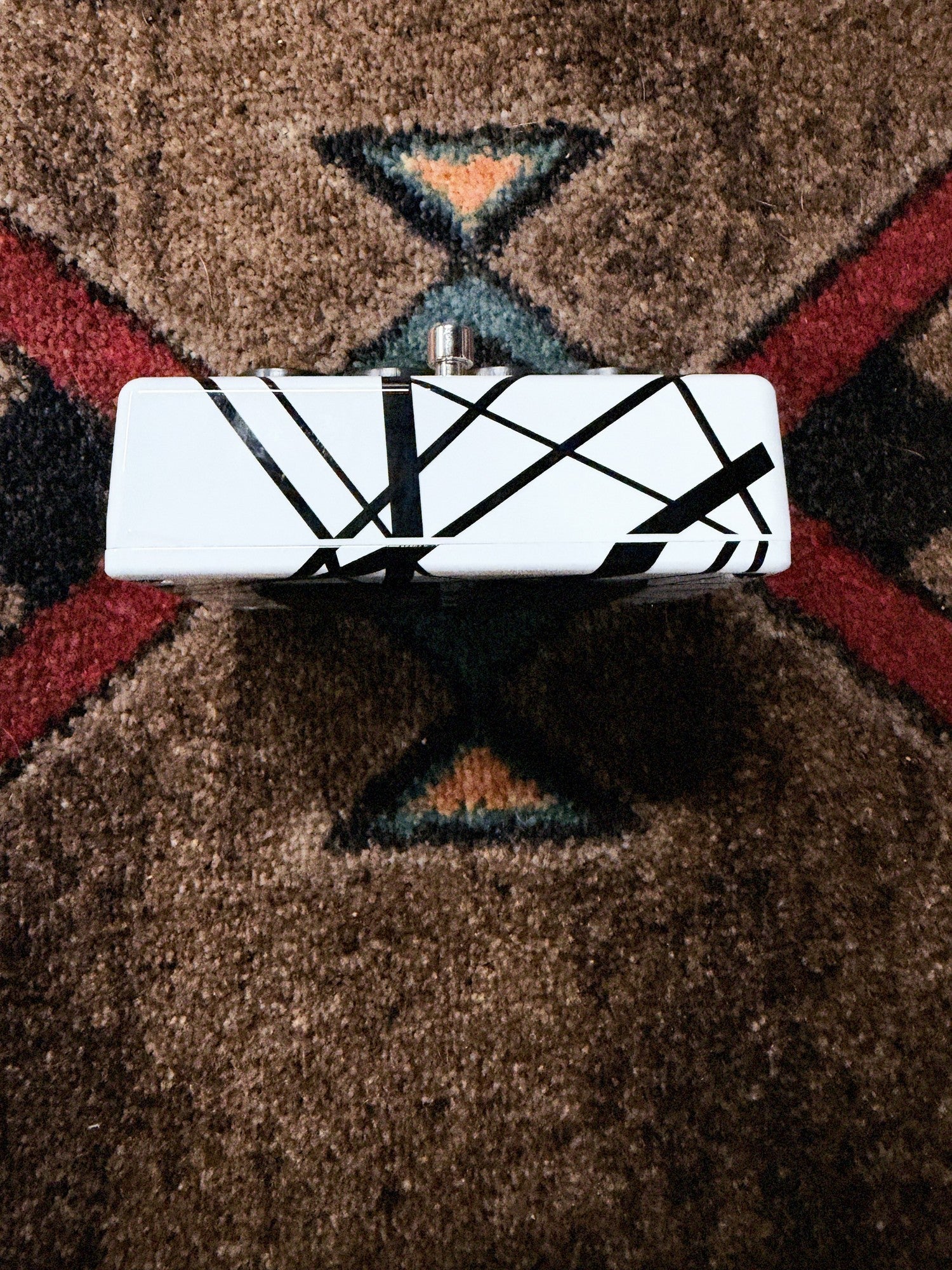 MXR EVH117 Flanger, white with black stripes: footswitch end of the enclosure