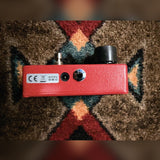MXR M102 Dyna Comp, red: right side with the input jack, the power jack and the 9 volt label