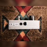 MXR Smart Gate, silver: right side with the input jack, the power jack and the 9 volt label