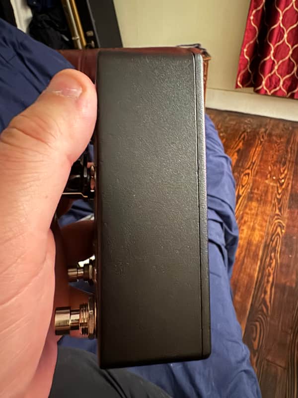 2020 EarthQuaker Devices Sunn O))) Life Pedal V2 - right side profile - Pauls Guitar Hideout
