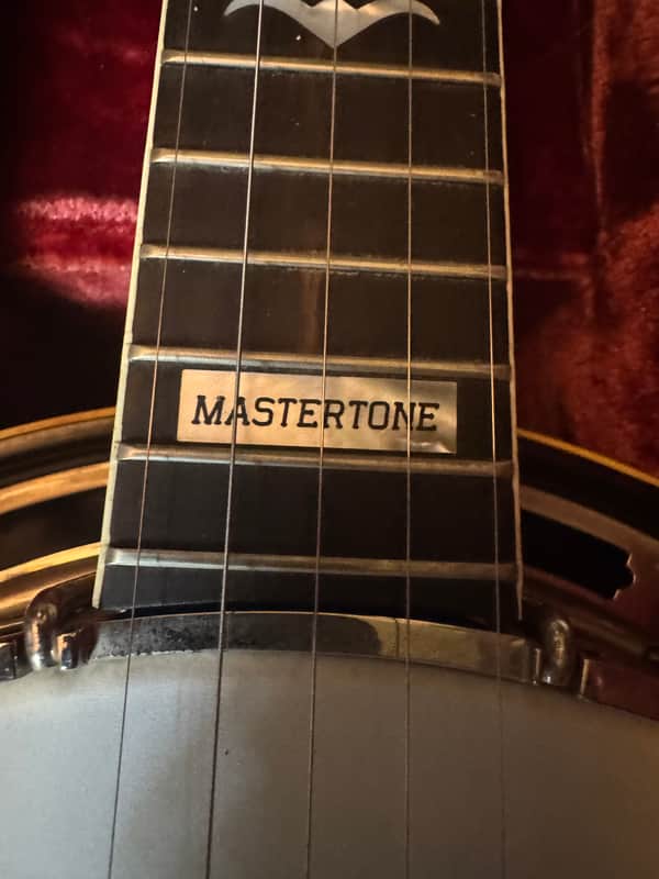 1974 Gibson Mastertone RB250 - Mastertone label close-up - Pauls Guitar Hideout