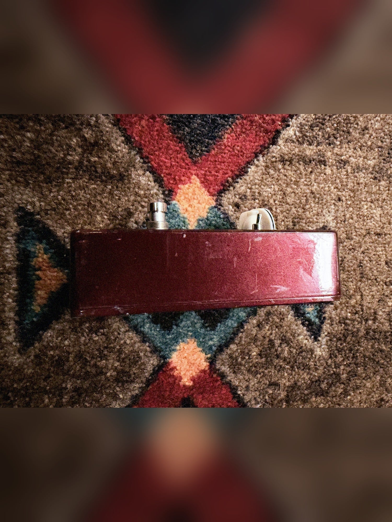 Seymour Duncan Pickup Booster, dark red: the other long side, with scratches in the finish