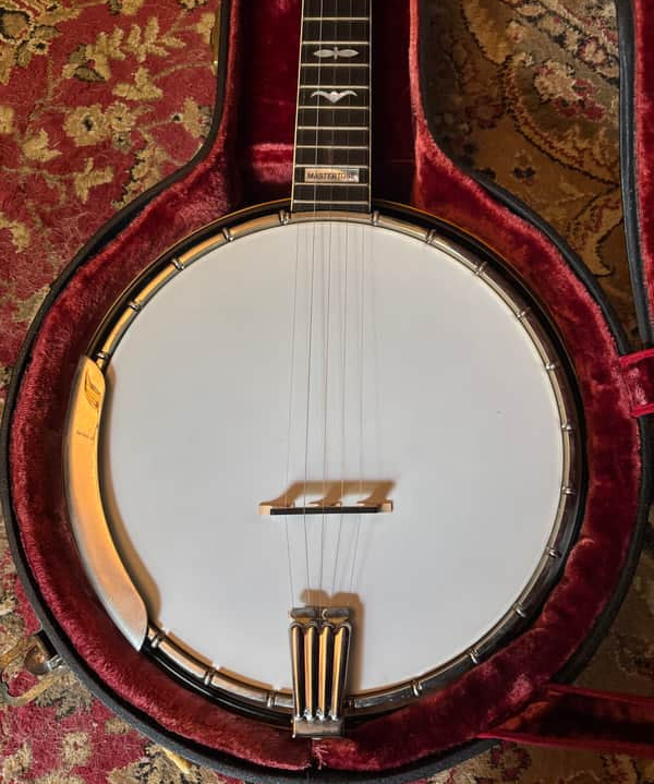 1974 Gibson Mastertone RB250 - banjo front in case - Pauls Guitar Hideout